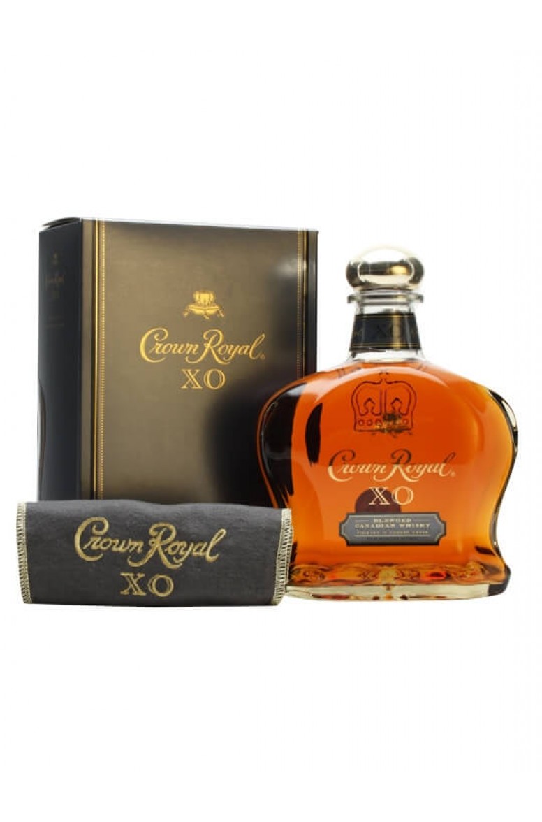 Crown Royal 10yo 1976 Fine De Luxe Blended Canadian Whisky 75cl 40% Vol  Vintage
